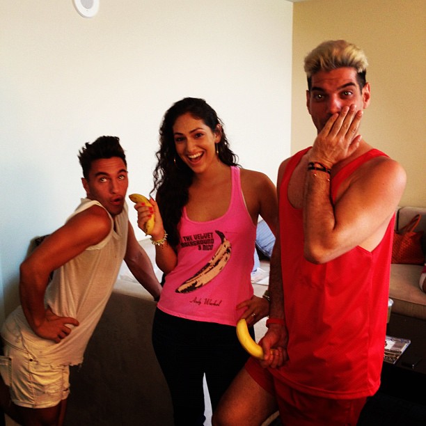 Ummm room service! One too many bananas @sheiva_g @thescottycunha @robscheppy...