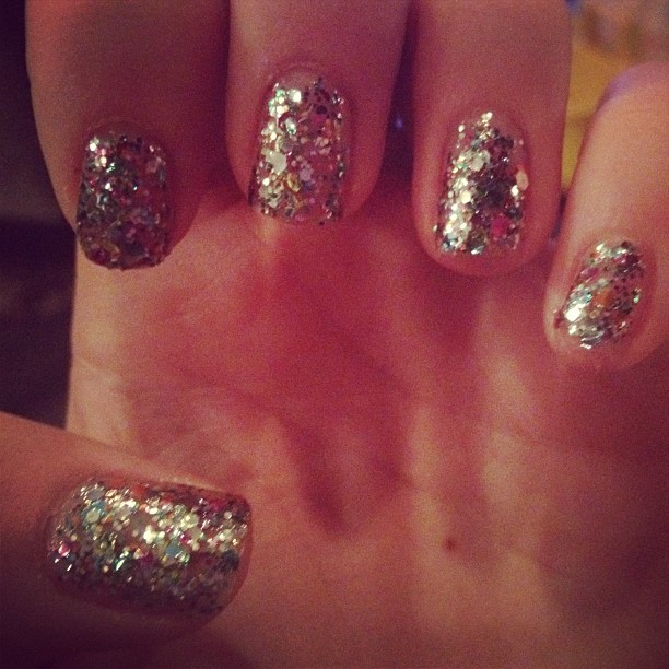 Rainbow in the S-Kylie:) only the best nail polish color...