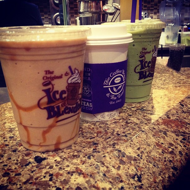 Kendall's the odd one out. #iceblended #scottdisick...