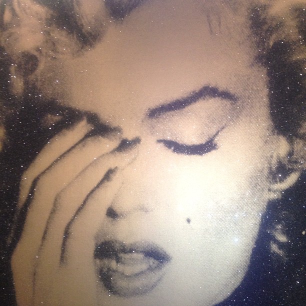 Icon...