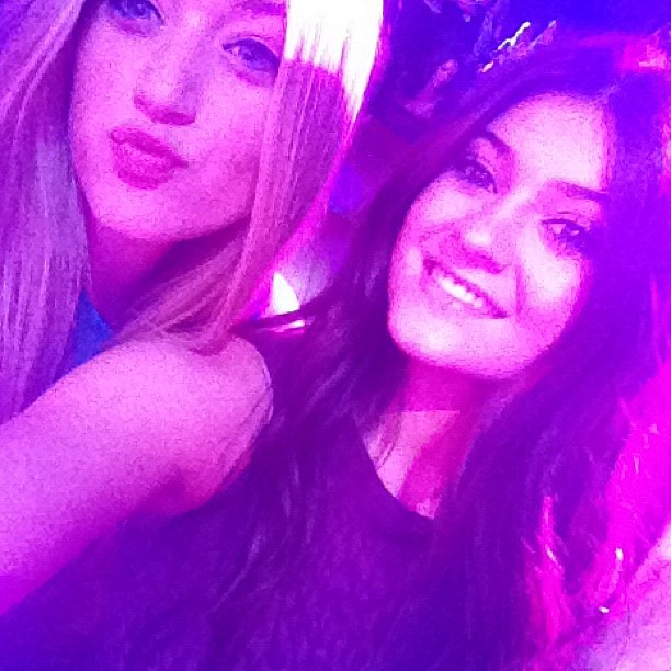 We are purple! Yayyy!! #teenchoice...