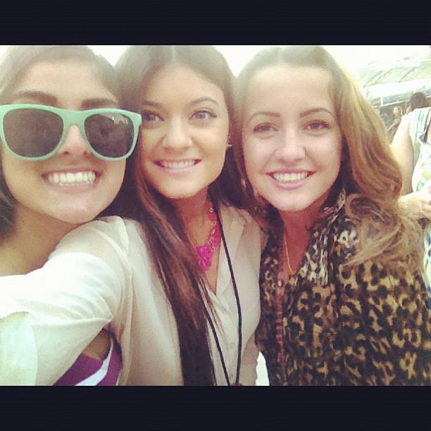 These girls are so sweet!!!...