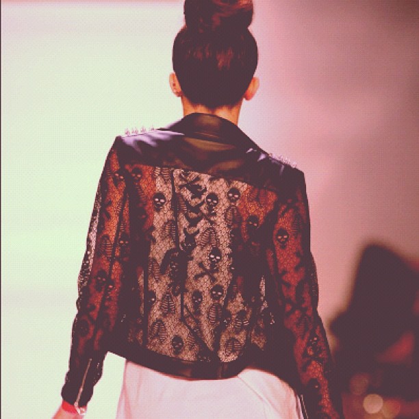 Love this jacket from @abbeydawn...