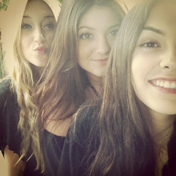 @stassiebabeyy @juliafriedmann...