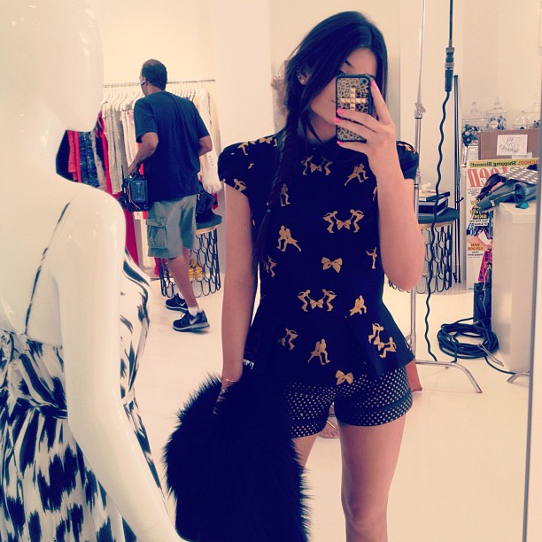 Hello little people playing on my shirt...