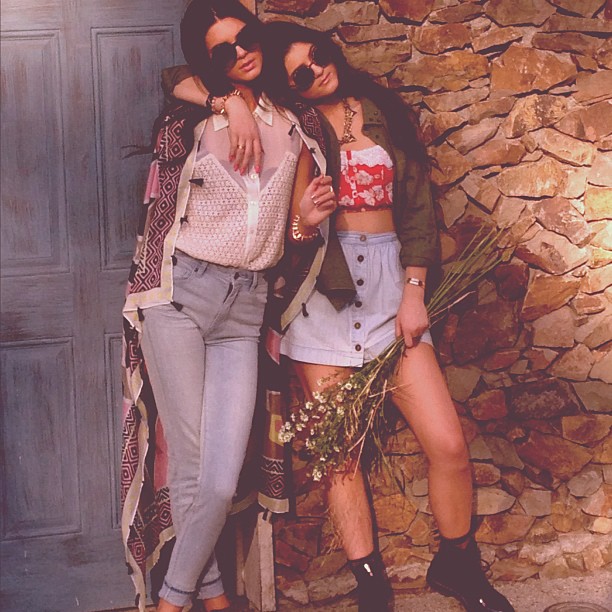 Sneak Peak of The Kendall and Kylie clothing line ...
