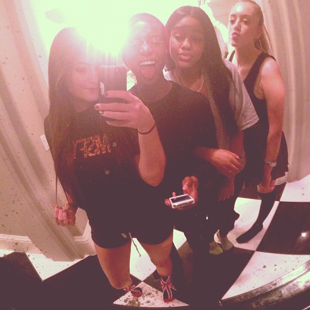 @rachymarieeee @shamarimberkley @stassiebabeyy...