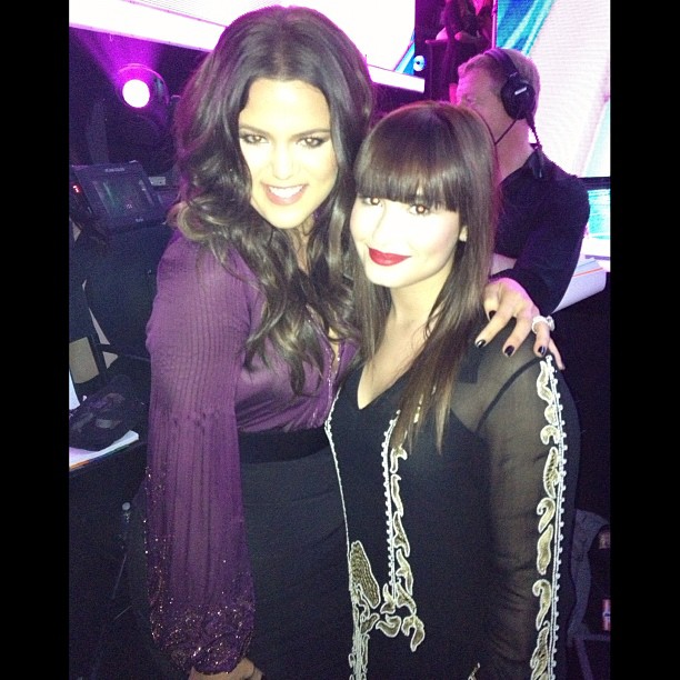 Oh hiii @ddlovato #xfactor here we go!...