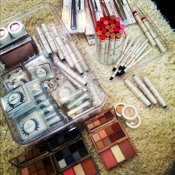 Just got all of our Khroma Beauty products!!! Glam time!!!...