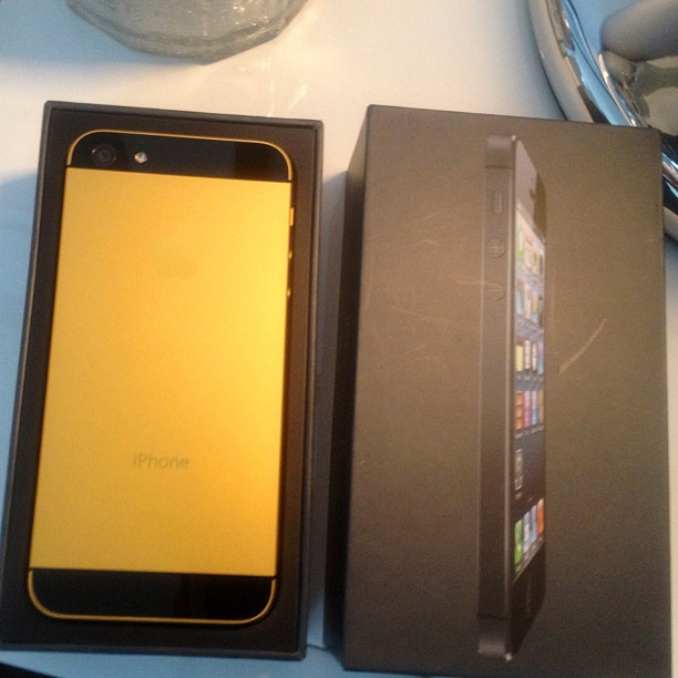 I love my gold iPhone 5 by http:/:anostyle.com -- thanks @boygenius...