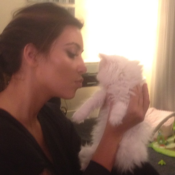 Morning kisses...