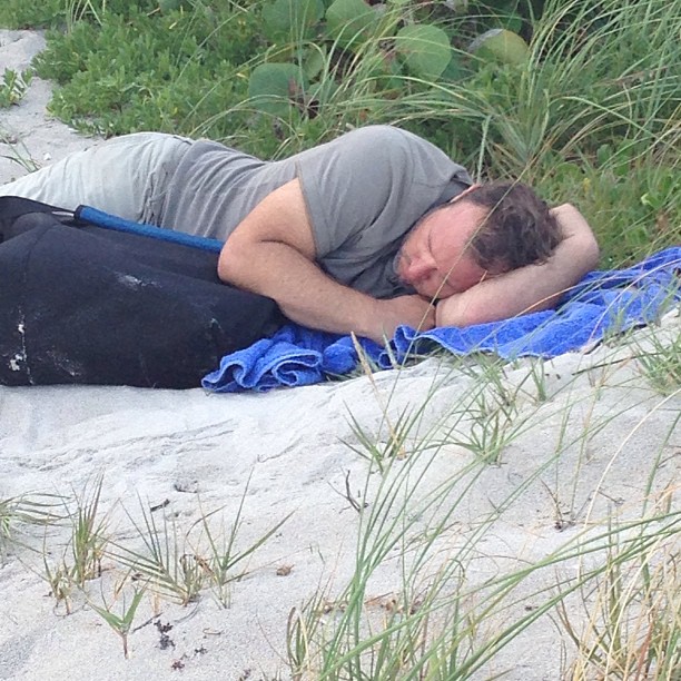This pap fell asleep on the job missed my whole Miami Beach photo shoot!!! #Luck...