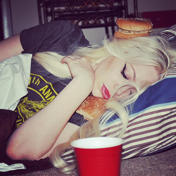 The birthday burger burglar! I love you @joycebonelli  how many burgers can you ...