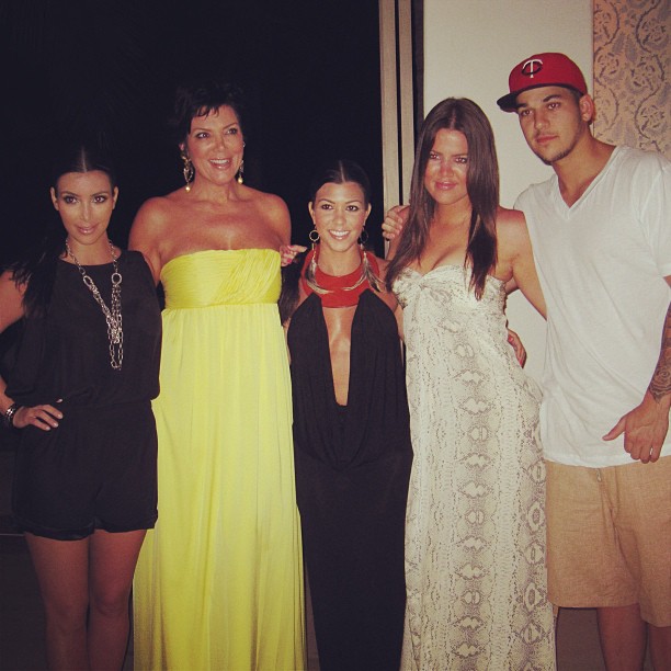 Happy birthday to my little birthday girl @kourtneykardash...