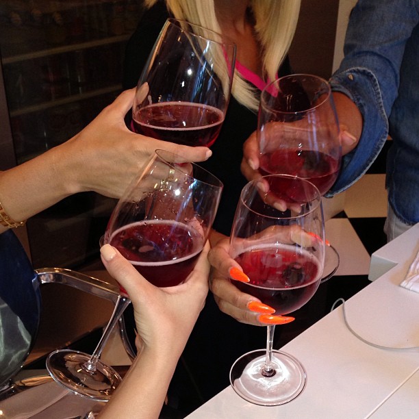 Chill day with @blacchyna @rachel_roy @kourtneykardash #GrapeSodaActinLikeWereGr...