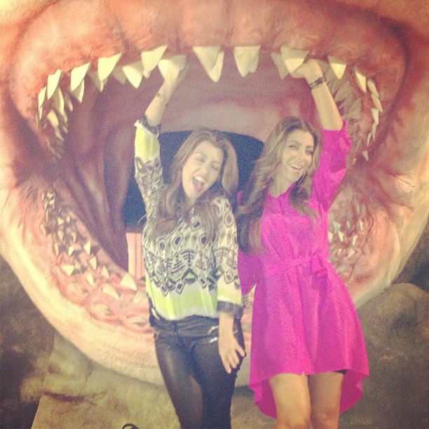 Getting eaten by a shark with @larsapippen...