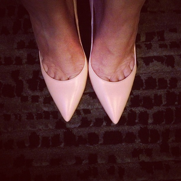 Toe cleavage...