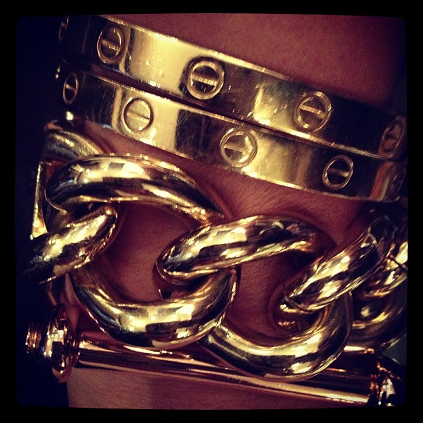 Gold rush! #cartier #baublebar #miansai...