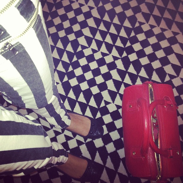 More stripes @paigedenim and a pop of red @alice_olivia!...
