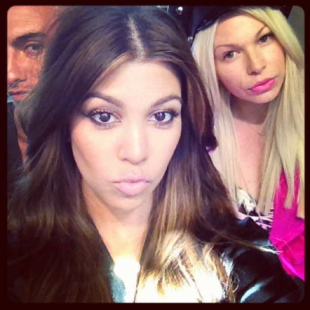 Glammed out kisses! @joycebonelli @thescottycunha...
