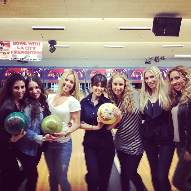 Bowling for the birthday! @lexiemess @shambrirooke @jessdubb @bonniemuler @mkolk...