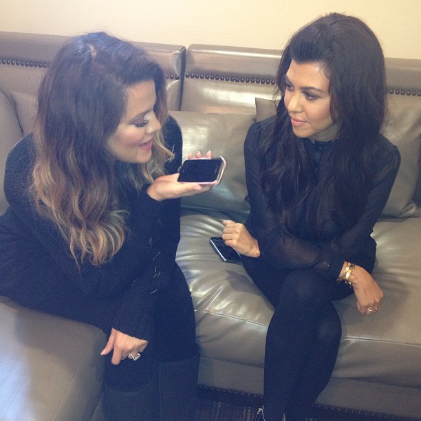 Phoners with my lovely @khloekardashian !! ...
