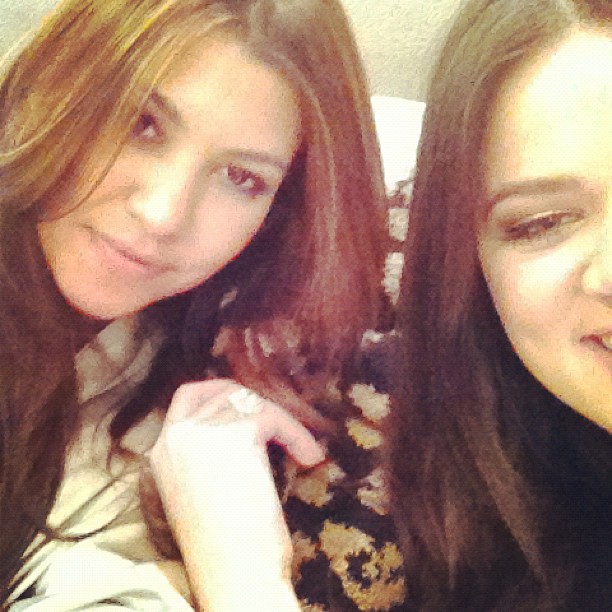 Trying to include @khloekardashian in my pic!...