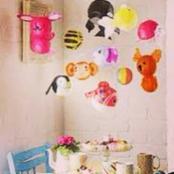 Loving these Japanese paper balloons called Kamifusen!...