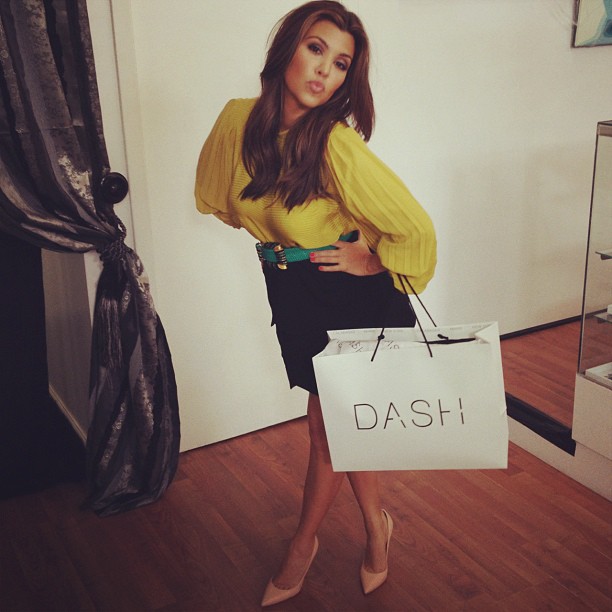 More DASH MIA kisses...