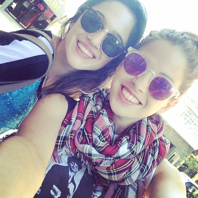 Ella y yo, así  @lodocomello...
