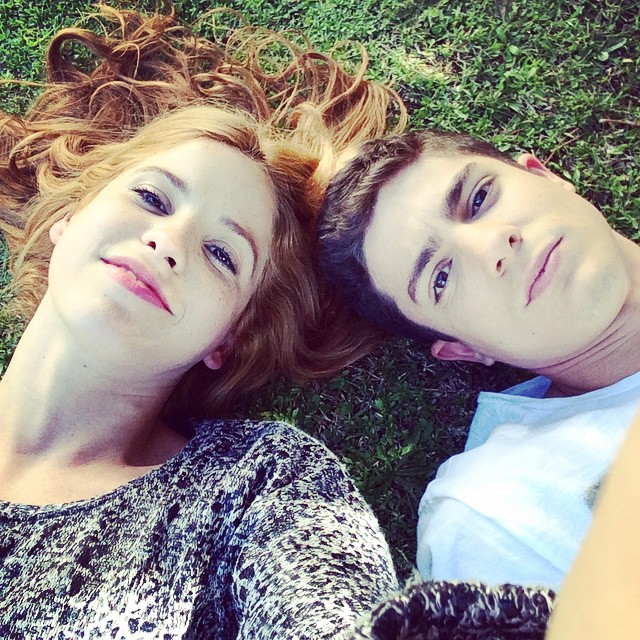 Hippies en reflexión  @facugamba...