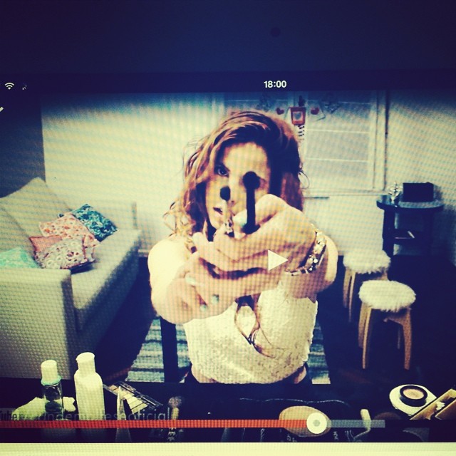 Ya mi nuevo video en mi canal! www.youtube.com/candemolfeseoficial...