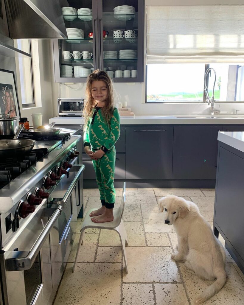 Good Morning from Chef Reign and Cubs....