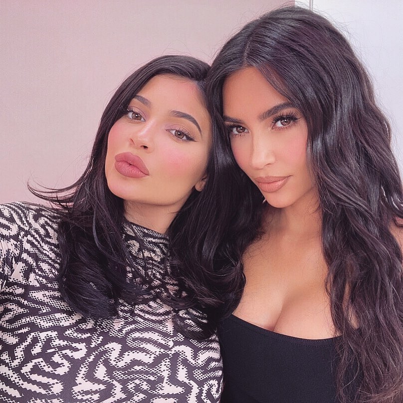 So @kyliejenner did my make up here!!!!!How good is she???? And cute is she???? ...