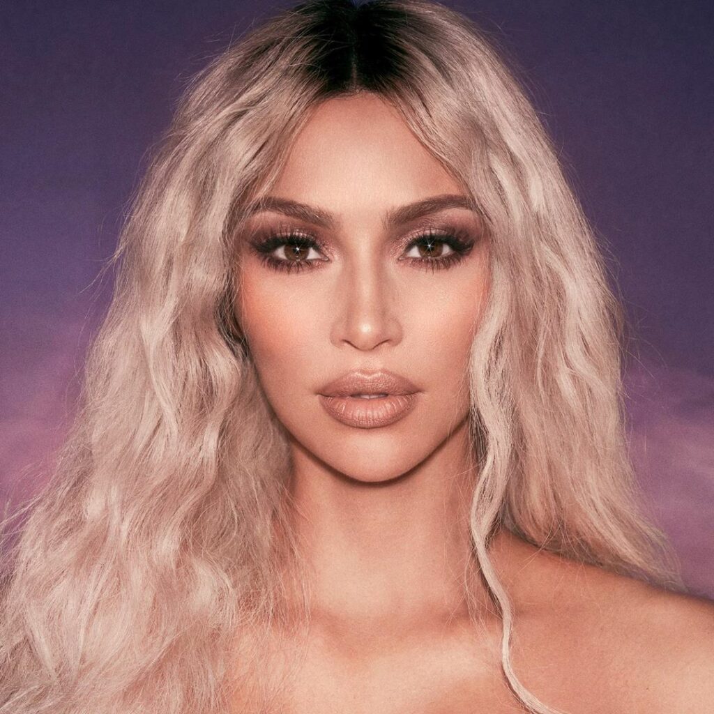 Kim Kardashian: This shoot really made me miss blonde hair! Comment below if I should go back bl… This shoot really made me miss blonde hair! Comment below if I should go back bl...