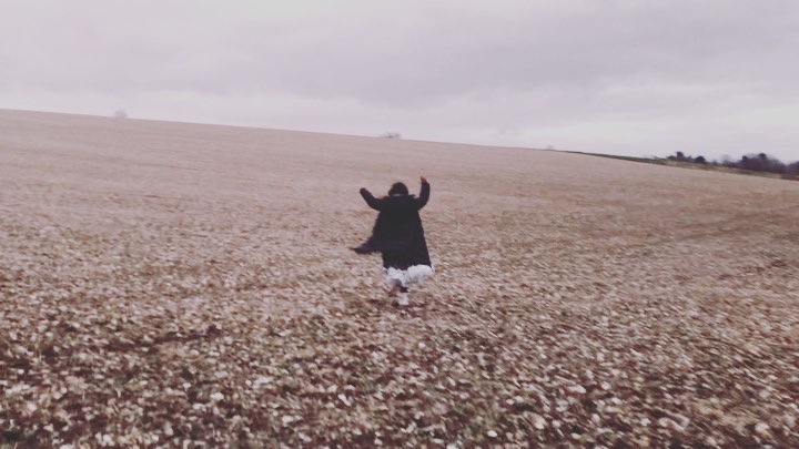BRB WILL JUST BE FROLICKING IN A REAL LIFE FIELD...