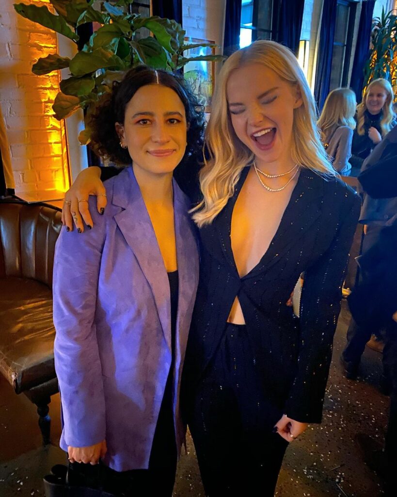 i’m so embarrassing but wont apologize because @ilana...