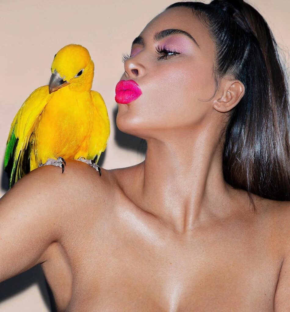 Happy Valentine’s Day! Pink 8 is my fave shade for the holiday. How cute is this...