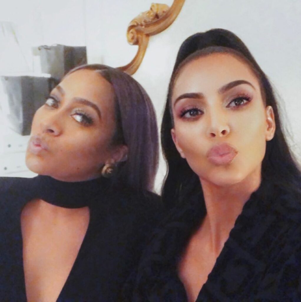 4L. @lala...