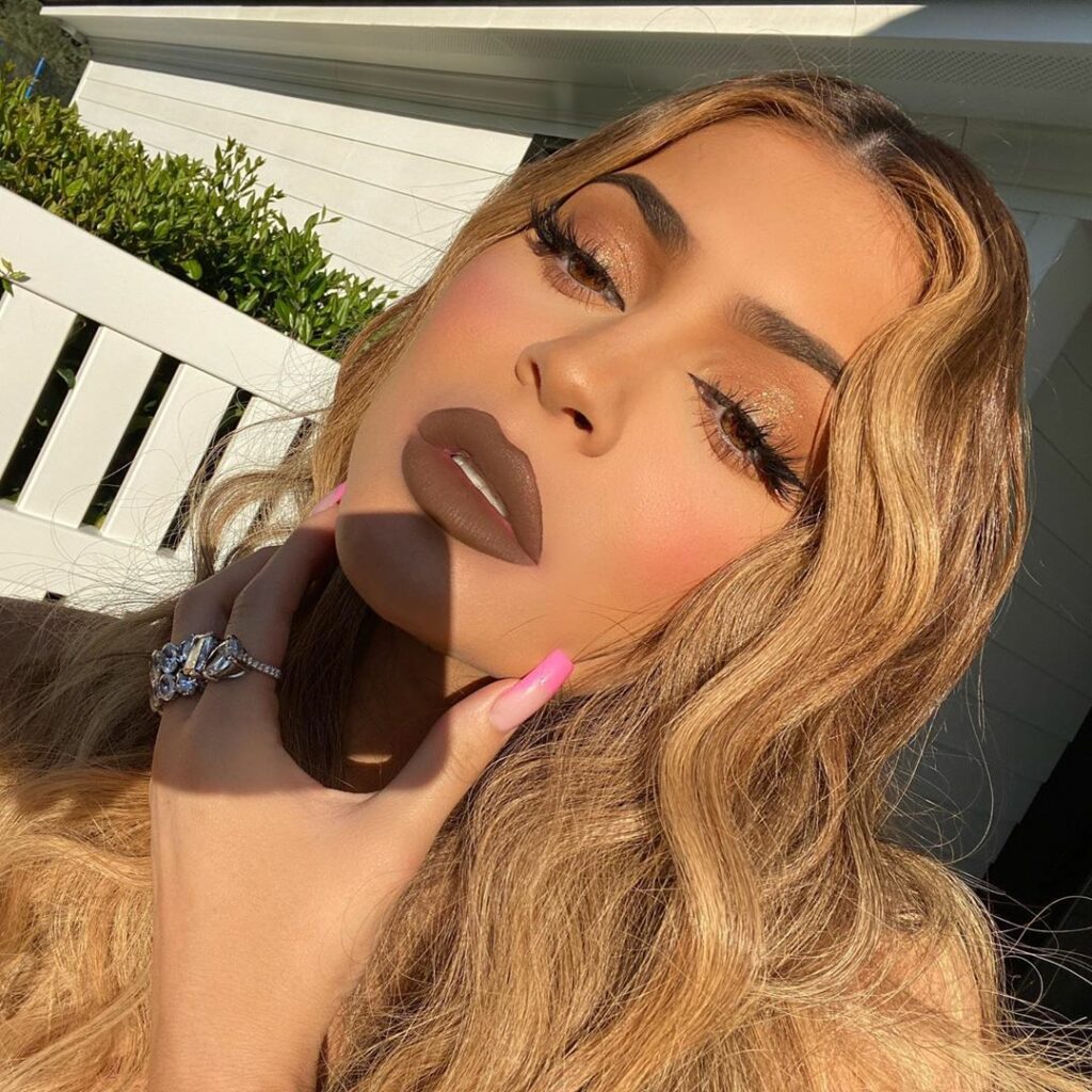 $10 off your order today at KylieCosmetics.com and KylieSkin.com AND portion of ...