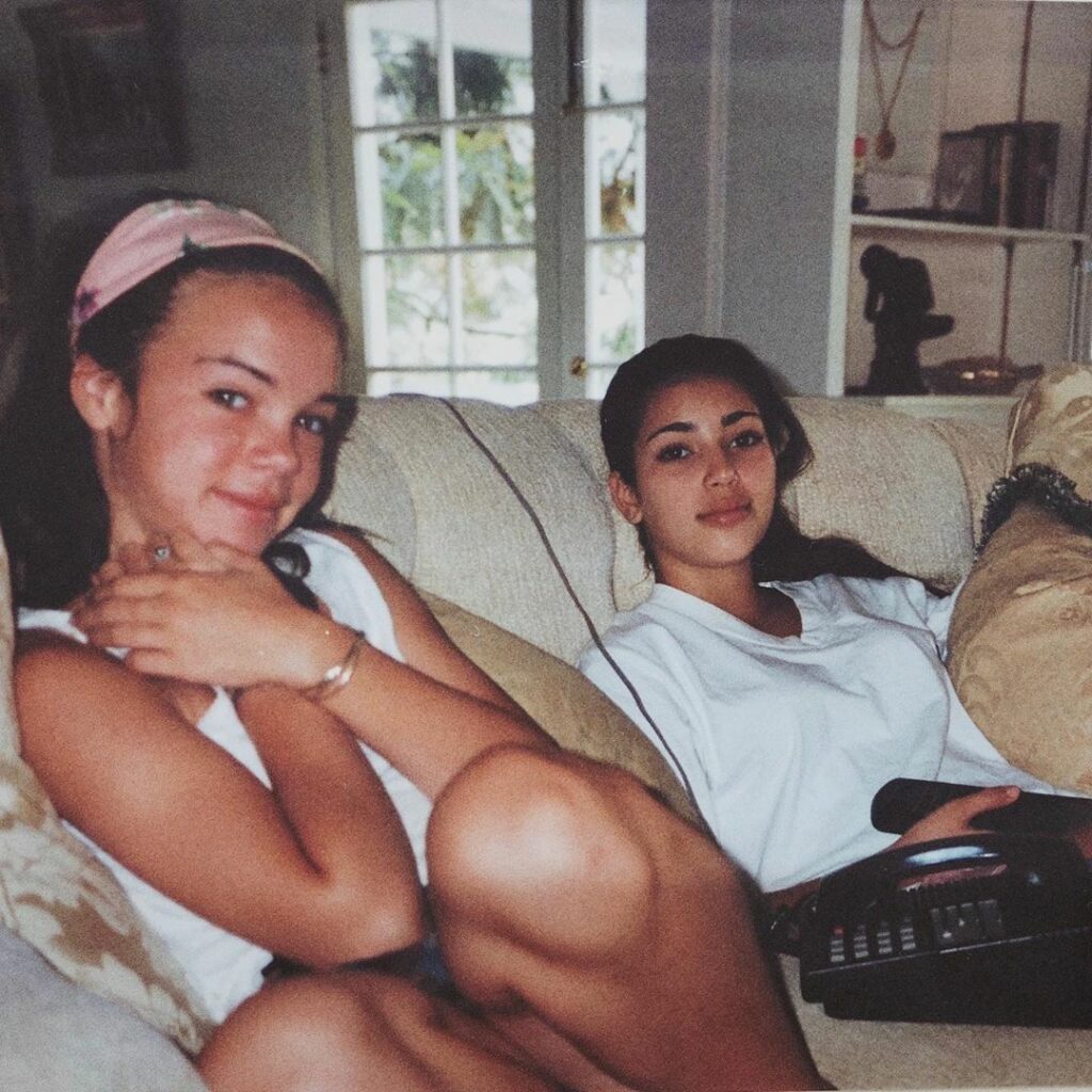 Happy Birthday to the coolest girl I know! Love you forever @simoneharouche...