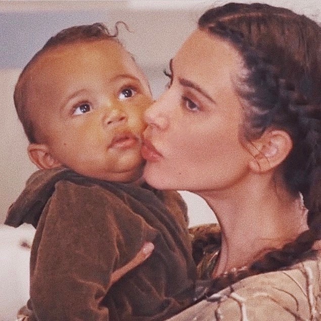 This is a screenshot of Keeping Up With The Kardashian’s. Look at what a little ...