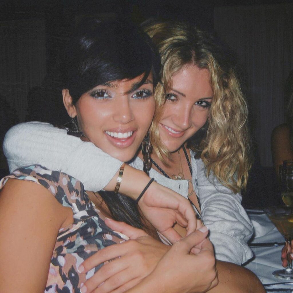 Found this pic of Allison and I from college and it made me LOL I have so many q...