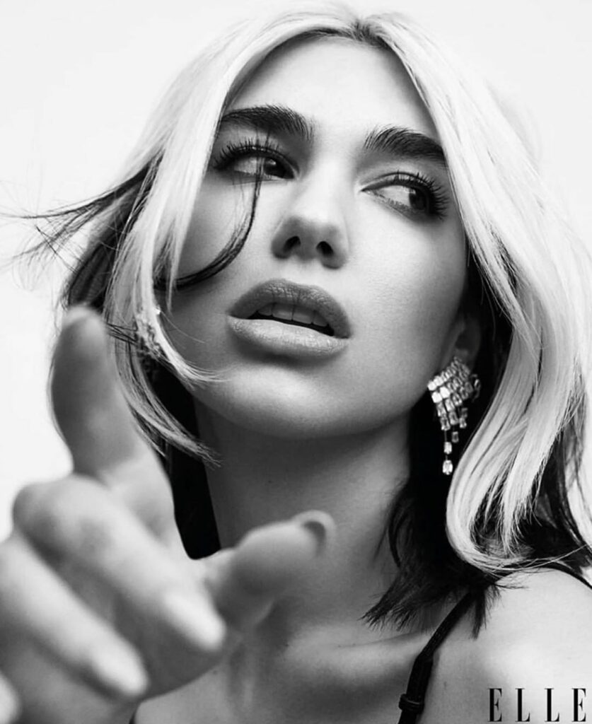 @elleusa shot by @zoeygrossman ...