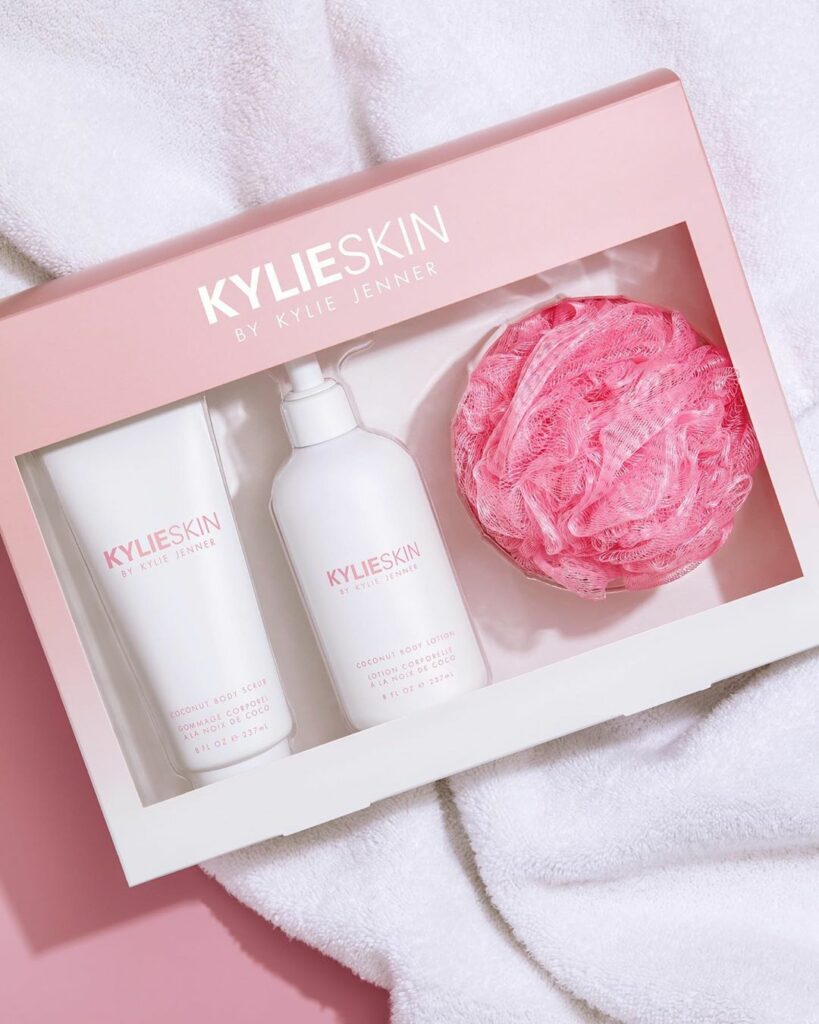 New limited edition @kylieskin body sets just launched on KylieSkin.com ...