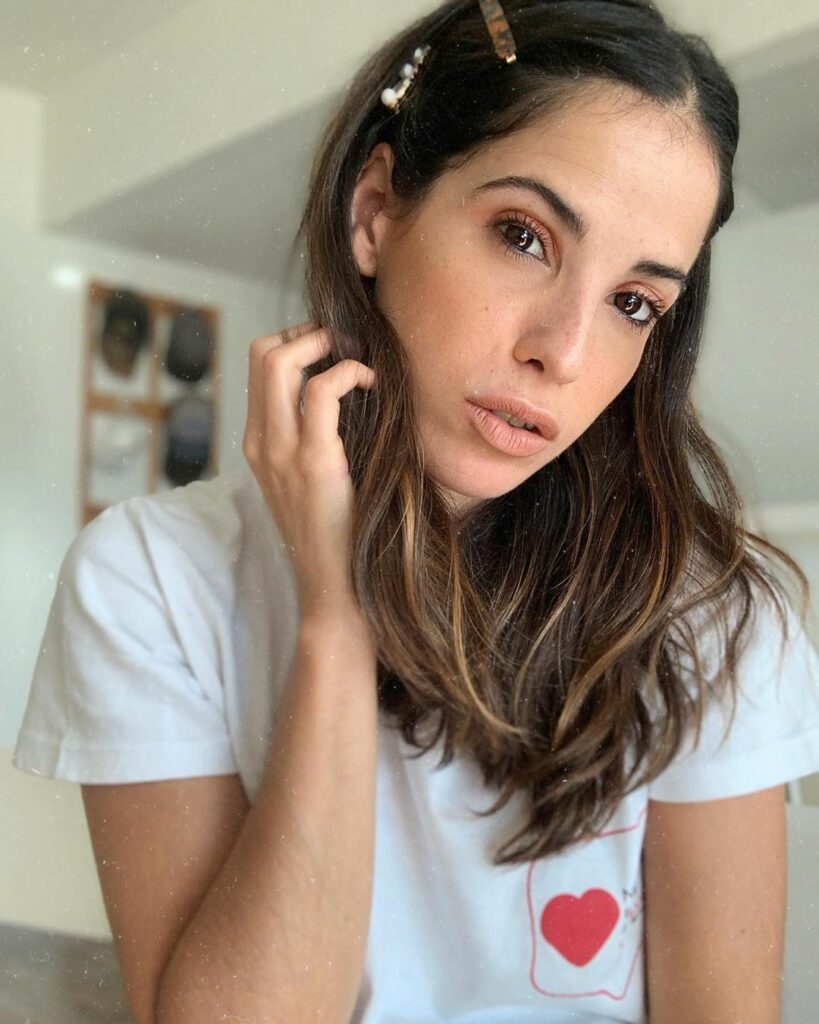 Aloooo! Feliz jueves !  Post vivo con @barbaritaj les muestro como quedó el make...