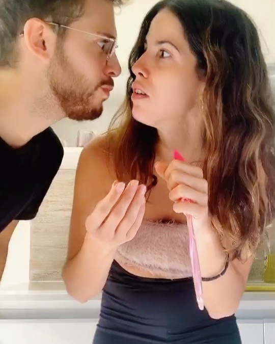 En cuarentena pasan este tipo de cosas... un tomate vale oro 
Feliz sábado!
@rug...