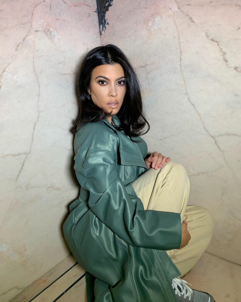 Say hi to Kylie’s pink marble shower....