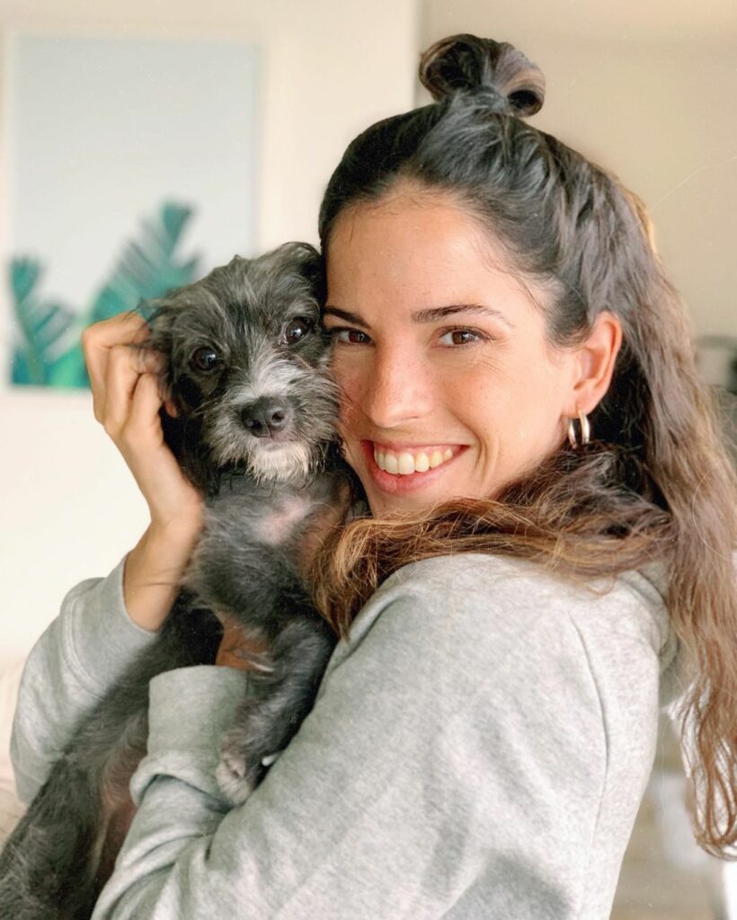 Ella es Almendra 
Esta bebé llegó a mi vida y estoy llena de emocion, hace mucho...