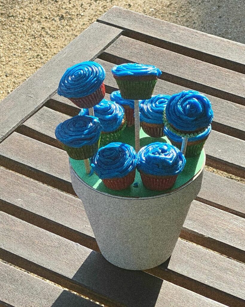 some got smooshed but i made this for my mom today lol. pretty ugly, but she lov...